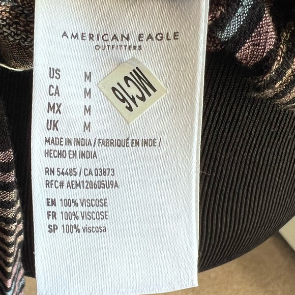 AE Striped Top NWT sz M - Picture 8 of 9